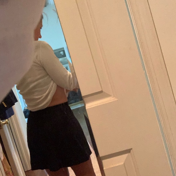 Wilson Tennis Skirt, S/M - Picture 2 of 6